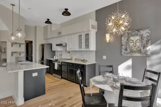 Photo #4: 6354624 Listing