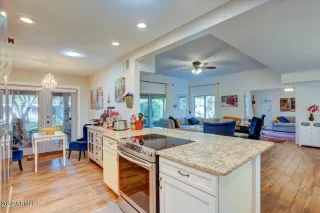 Photo #5: 6354632 Listing