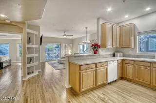 Photo #6: 6354669 Listing 