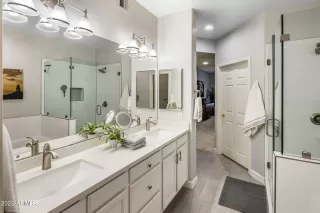 Photo #3: 6354958 Listing 