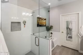 Photo #4: 6354958 Listing 