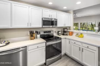 Photo #6: 6354958 Listing 