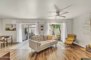 Photo #4: 6355204 Listing