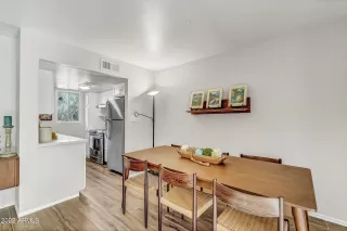 Photo #6: 6355204 Listing