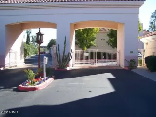 Photo #2: 6355280 Listing