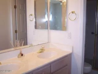 Photo #6: 6355280 Listing