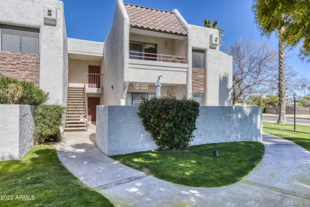 MLS: 6355422 Condo For Sale