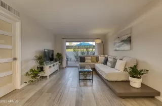 Photo #3: 6355422 Listing