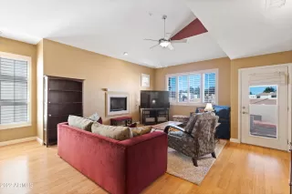 Photo #3: 6355749 Listing 