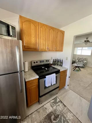 Photo #5: 6356027 Listing