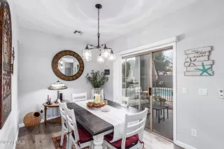 Photo #6: 6356258 Listing