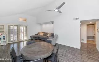 Photo #3: 6356355 Listing 