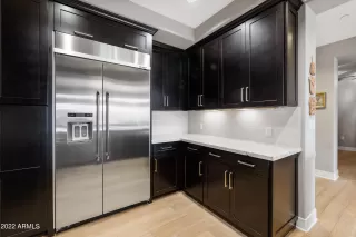Photo #3: 6356522 Listing