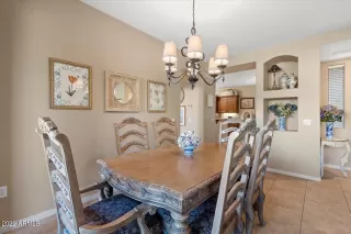 Photo #6: 6356626 Listing