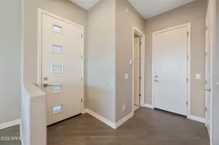 Photo #5: 6356647 Listing