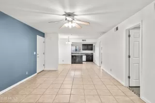 Photo #4: 6356736 Listing