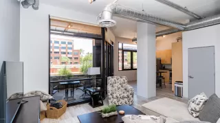 Photo #4: 6356786 Listing