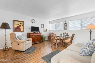 Photo #4: 6356880 Listing