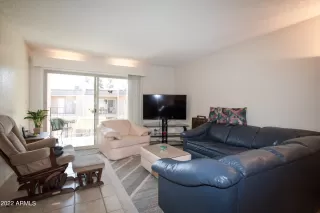 Photo #3: 6356924 Listing