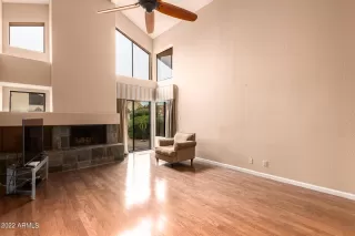 Photo #5: 6357020 Listing