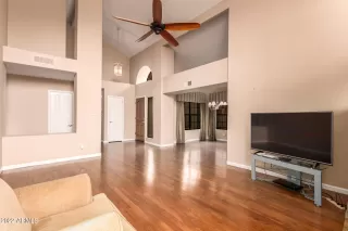 Photo #6: 6357020 Listing