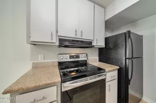 Photo #5: 6357134 Listing