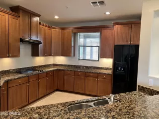 Photo #6: 6357243 Listing