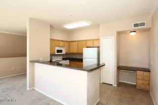 Photo #4: 6357346 Listing