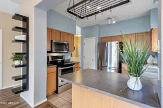 Photo #4: 6357379 Listing