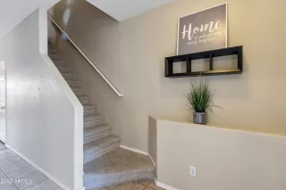 Photo #6: 6357379 Listing