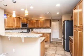 Photo #5: 6357453 Listing 