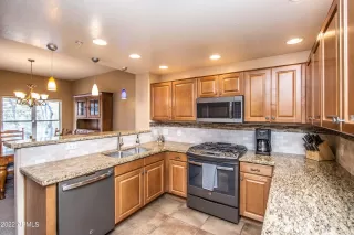 Photo #6: 6357453 Listing 