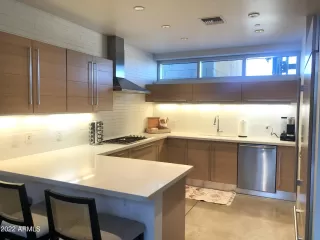 Photo #2: 6357467 Listing 