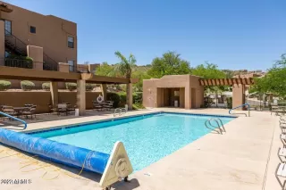 Photo #2: 6357505 Listing