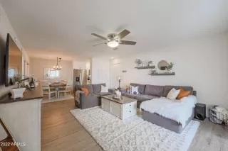 Photo #3: 6357519 Listing