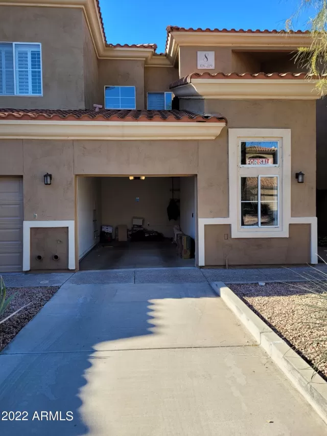 MLS: 6357972 Condo For Sale