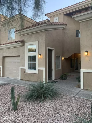 Photo #4: 6357972 Listing