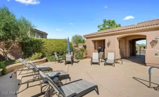 Photo #5: 6357997 Listing