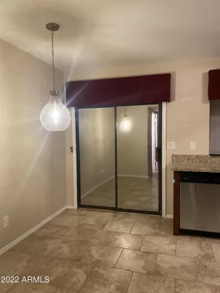 Photo #5: 6358172 Listing