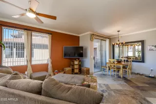 Photo #3: 6358210 Listing