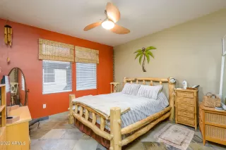 Photo #5: 6358210 Listing