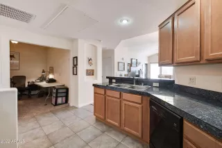 Photo #2: 6358322 Listing