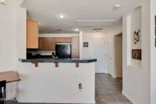 Photo #3: 6358322 Listing