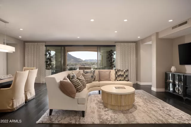 MLS: 6358477 Condo For Sale