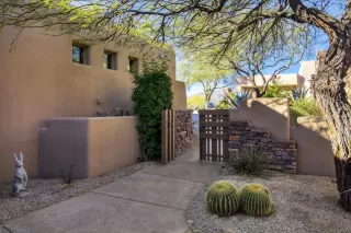 Photo #3: 6358496 Listing