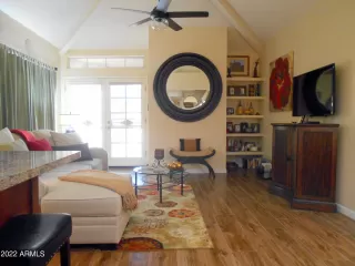 Photo #1: 6358503 Listing