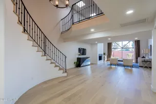 Photo #4: 6358524 Listing