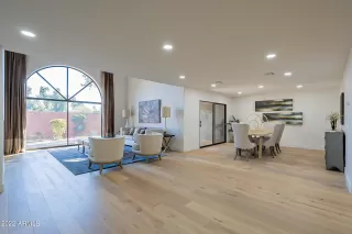 Photo #5: 6358524 Listing