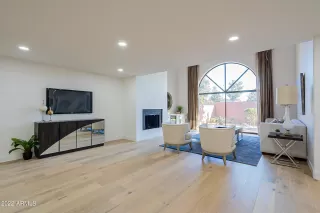 Photo #6: 6358524 Listing