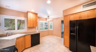 Photo #6: 6358681 Listing